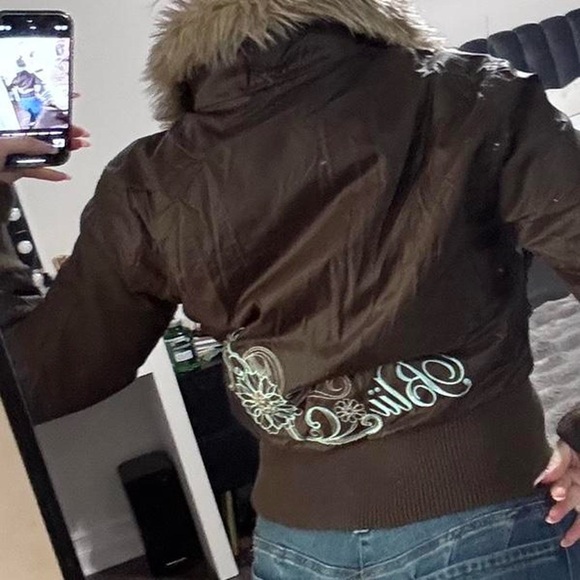 Blü Vintage Y2K Cropped Brown Jacket W/ Faux-Fur Trim - Picture 9 of 10